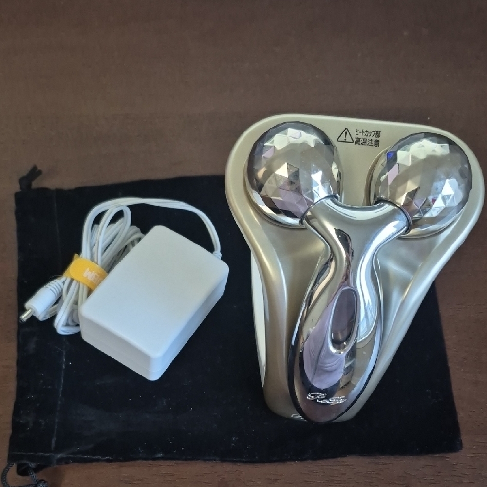 Silver Facial Roller with Charger